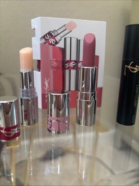 Yves Saint Laurent Dual Lipstick & Balm Duo in Soft Pink #44  and 02 Candy glaze
